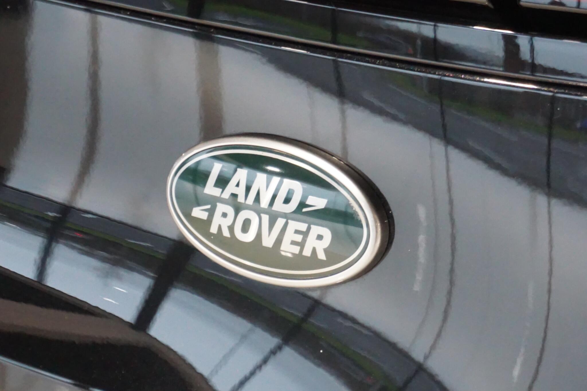 Land Rover Range Rover Sport 3.0 D300 MHEV Dynamic SE SUV 5dr Diesel Auto 4WD Euro 6 (s/s) (300 ps)